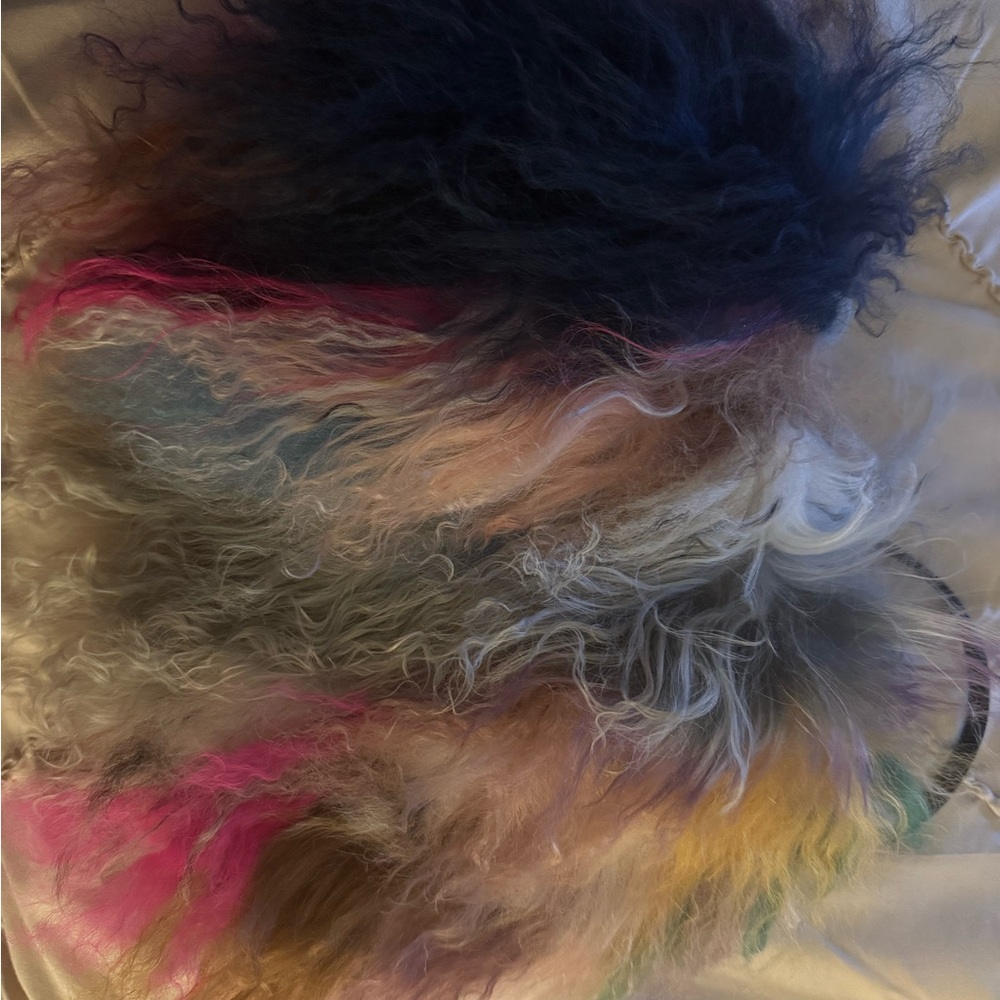 Multicolor Shearling Shoulder Bag - Picture 4 of 9